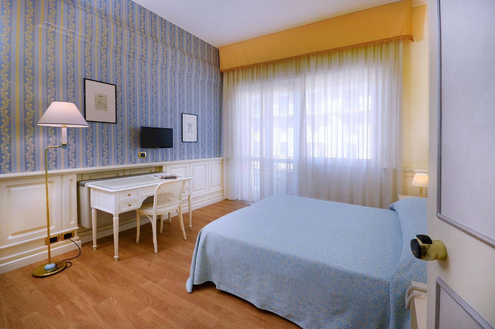 Ambasciatori Palace Hotel 4*